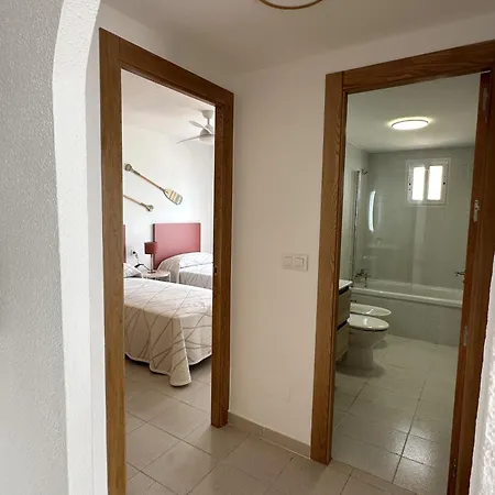 Hawaii -v 5b - By Watermelon Appartement